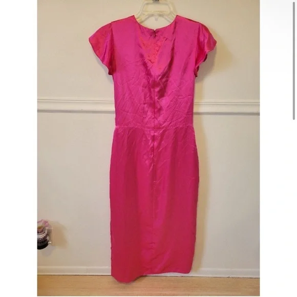Shoshanna hot pink Quinn satin sheath short sleeve scoop neck dress 6 - threedaughtersproperties.com Shoshanna hot pink Quinn satin sheath short sleeve scoop neck dress 6 - threedaughtersproperties.com